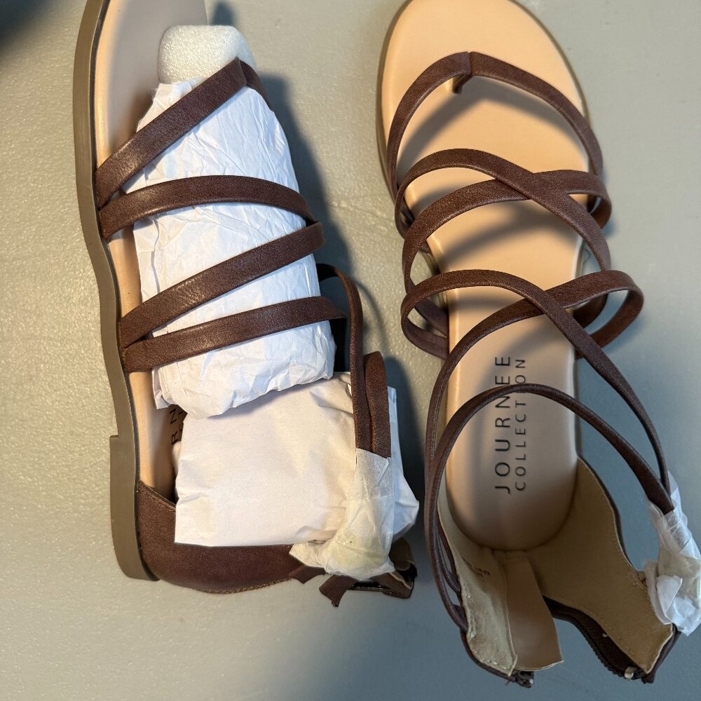 Sandal